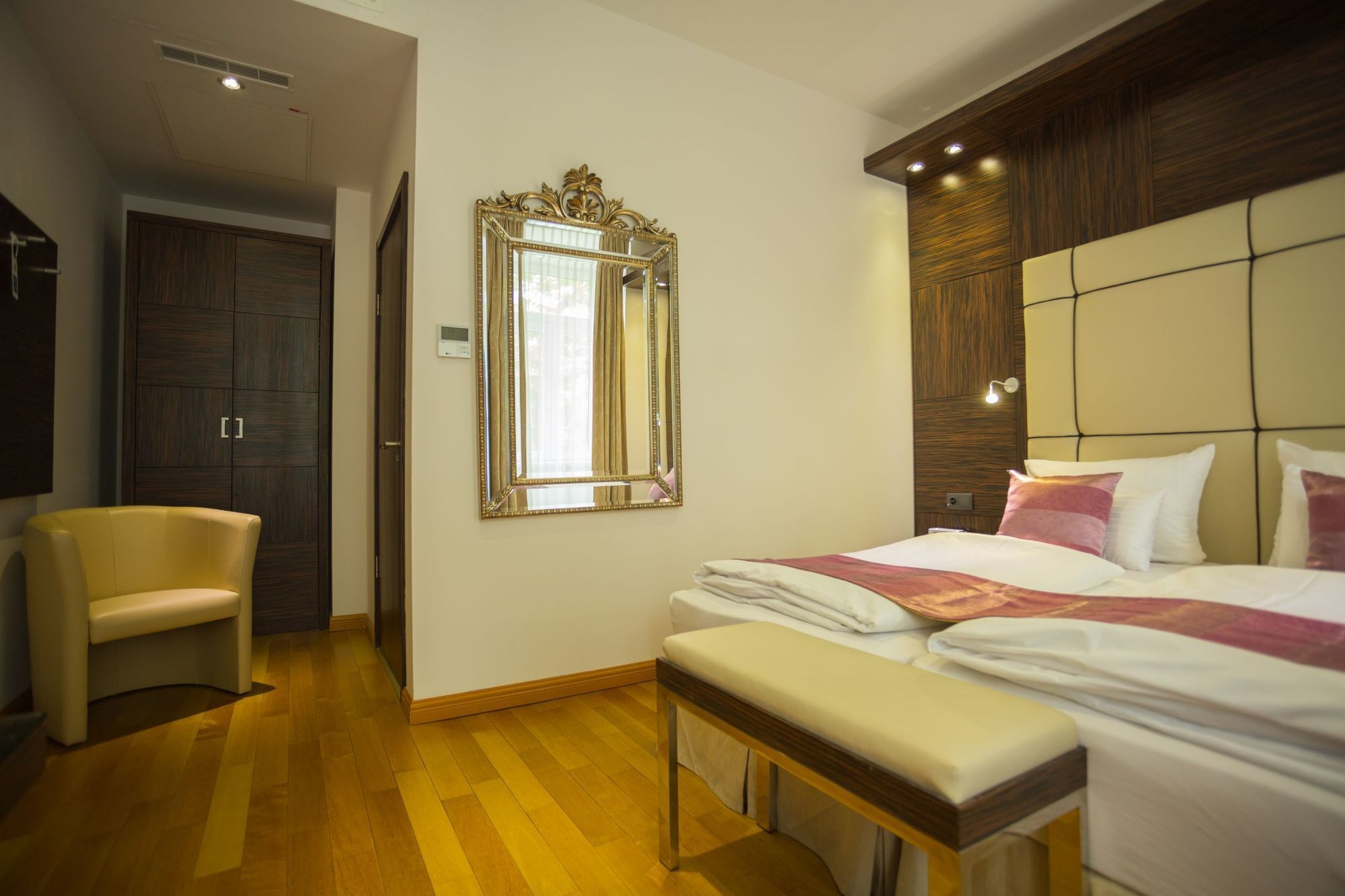 Best Western Plus Hotel Arcadia Vienna Luaran gambar